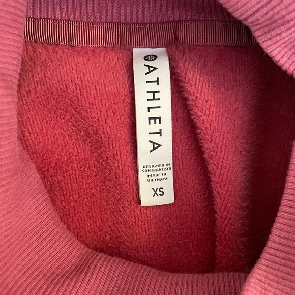 ATHLETA Women’s XS Pink Crewneck with Zipper Detail on Pockets - Picture 3 of 3